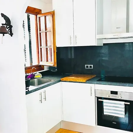 Apartman Lovely Menorca, Amazing Sea Views And Sunsets. *